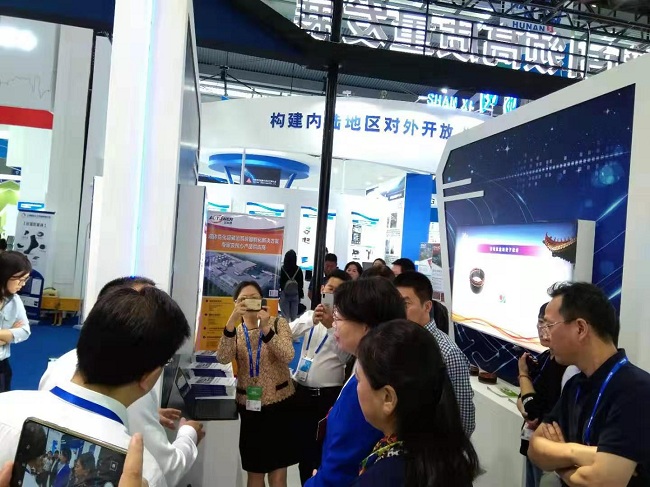 深圳高交會(huì)｜深?yuàn)W圖硬科技智能儲(chǔ)運(yùn)系統(tǒng)引領(lǐng)行業(yè)風(fēng)向標(biāo)